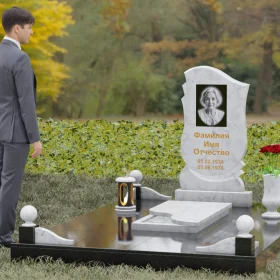 Памятник на могилу П111