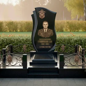 Гранитный мемориал с каскадным изгибом и орлом - ПН524