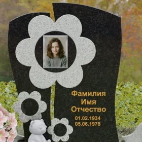 Комбинированный памятник с цветком и медвежонком - П241