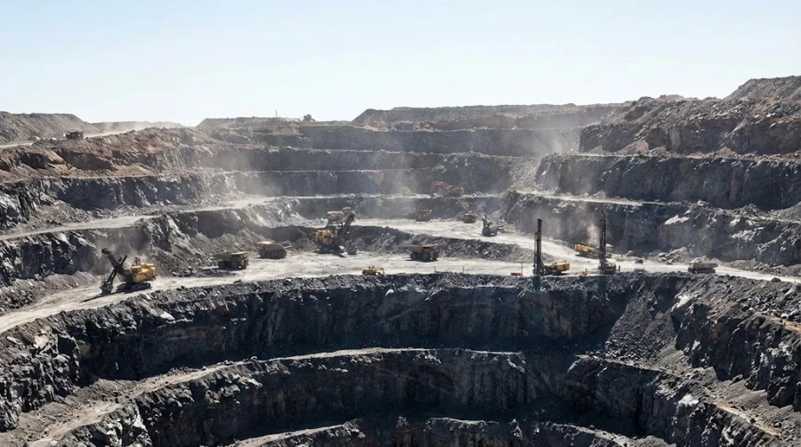 dobycha-granita-v-karere